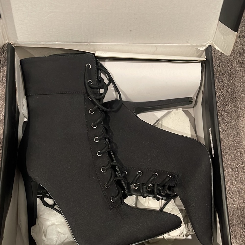 Fashion nova heels - Picture 4 of 9